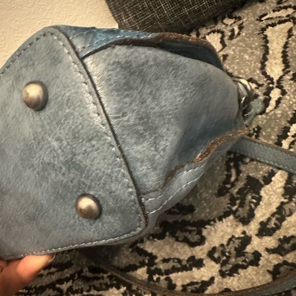 Patricia Nash Vintage Veg Tan Cut Out Tooling
Safflower BLUE - Picture 10 of 13